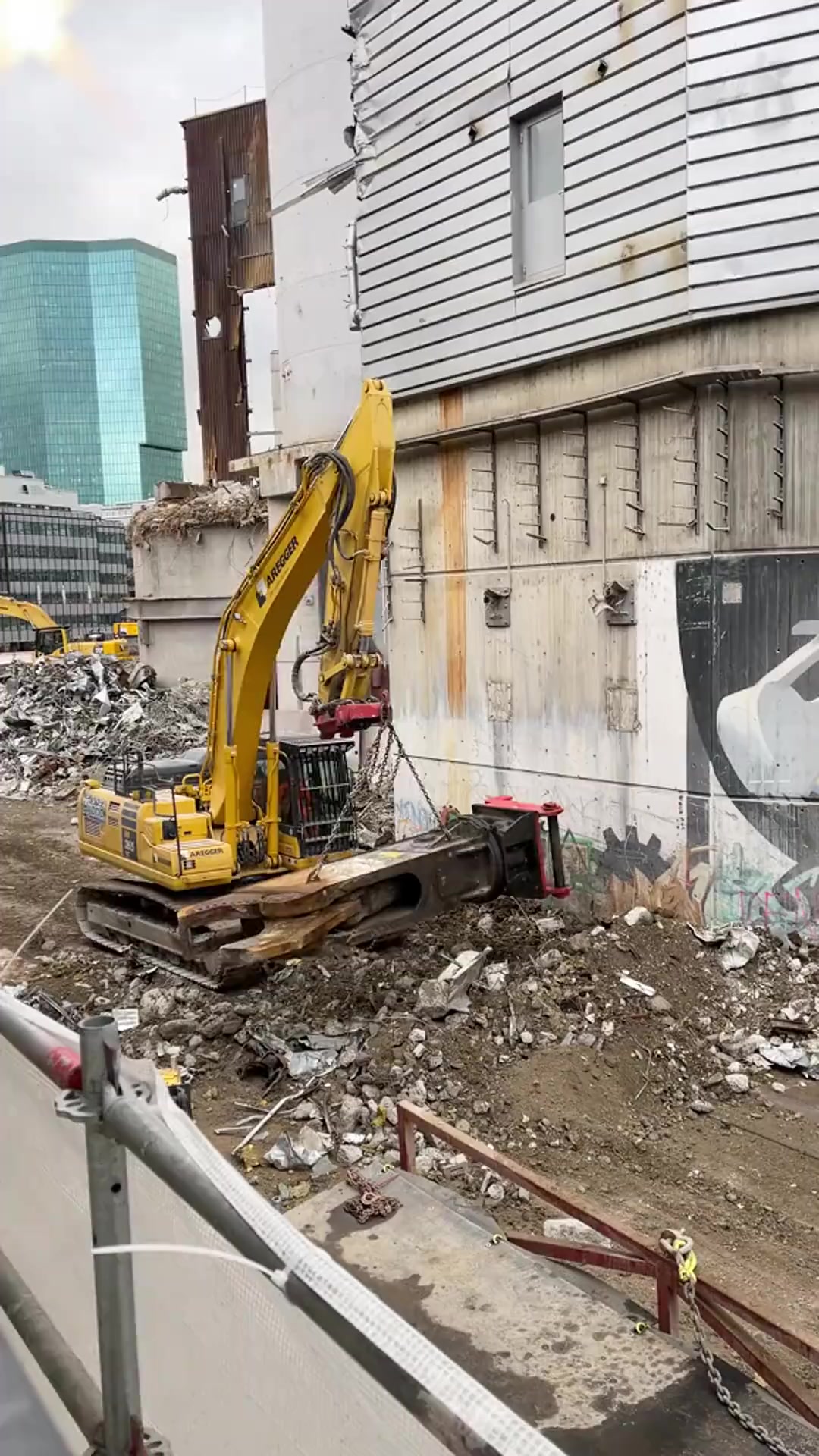 莱山店铺拆除电话